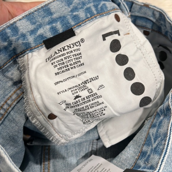 Blank nyc vintage high rise denim ripped shorts - Picture 7 of 11